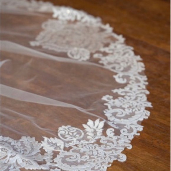 Bel Aire Veil - Picture 3 of 4